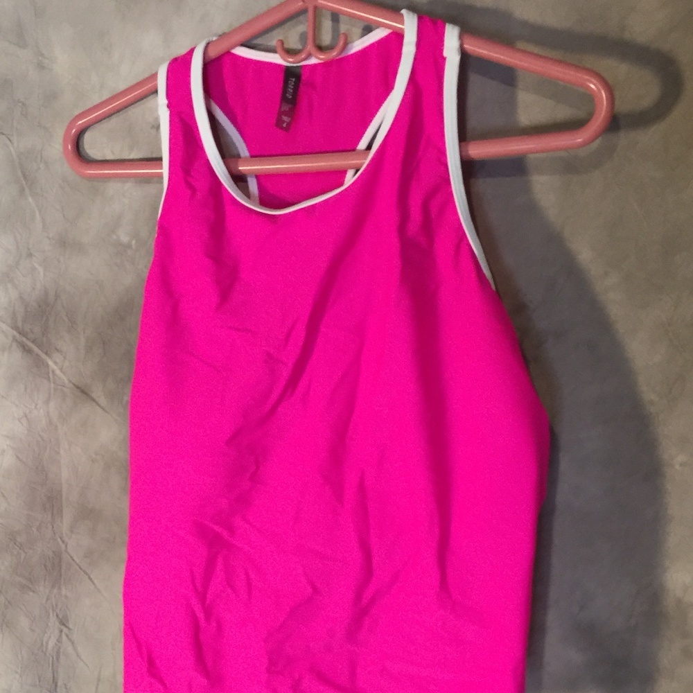 Torrid Wire Free Lightly Lined Bra Size 4  Bright Pink NWT RacerBack